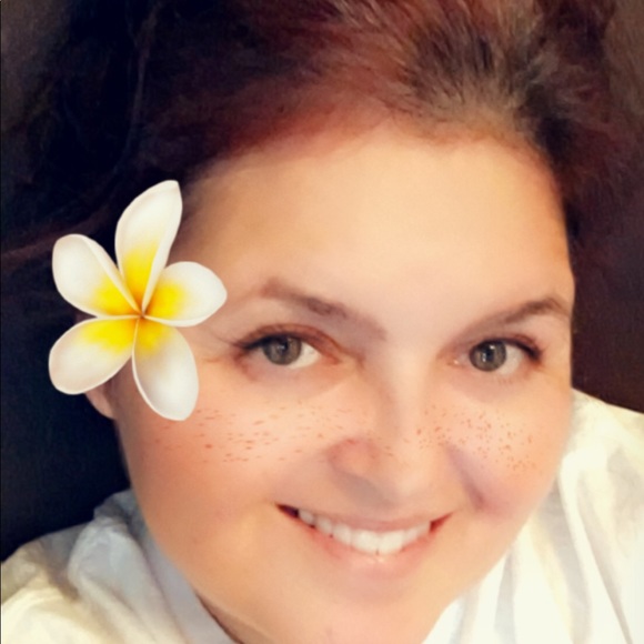 Meet your Posher, Juanita - Picture 1 of 1